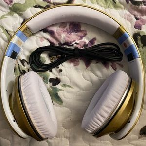 Gold Beats Wired Headphones!